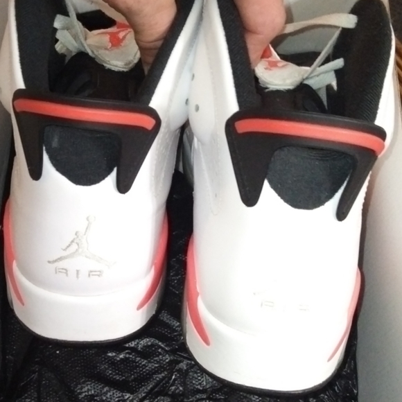 COPY - Jordan 6 retro white infrareds Vnds - Picture 3 of 4